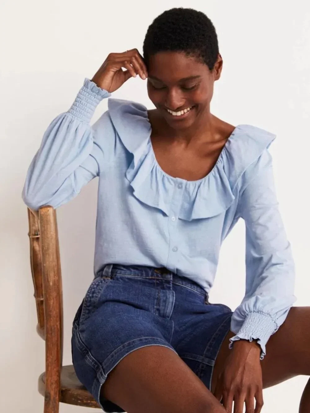 Boden womens Scoop Frill Neck Jersey Top Light Blue Ruffle Button Front Blouse 6